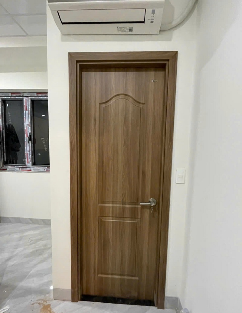 CUA NHUA ABS 9